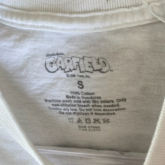 Garfield Basketball T-shirt - Picture 2 of 4